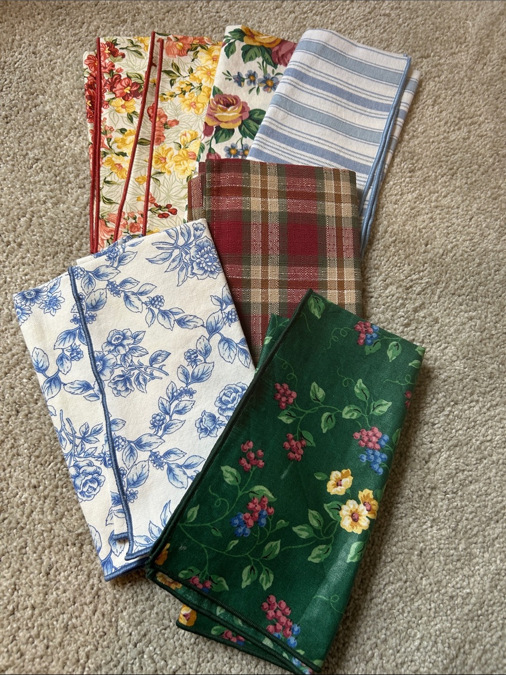 Assorted Longaberger Floral & Plaid Napkins - Multi Color Set